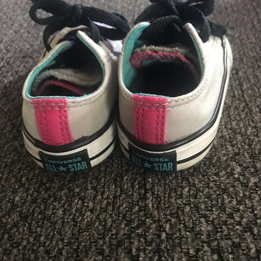 Converse - Picture 2 of 2